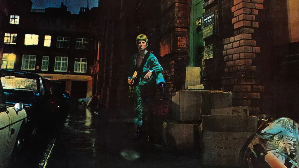 The Rise and Fall of Ziggy Stardust and the Spiders from Mars - David Bowie